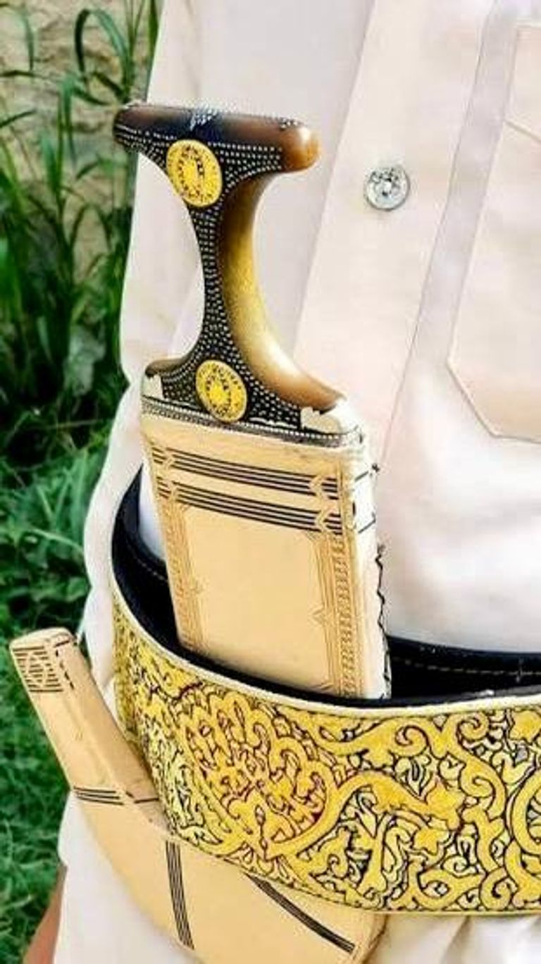 الجنبية اليمنية.. رمز تراثي وخنجر للوجاهة - صورة 4