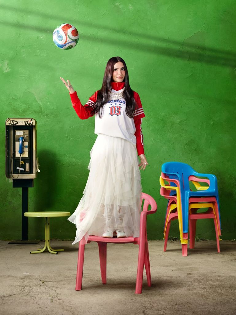 المنتخبات العربية تفرض حضورها في إطلالات النجمات خلال مونديال 2026 (صور) - صورة 3