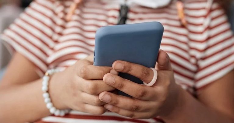فيديوهات إباحية بالذكاء الإصطناعي.. تطبيقات تنشئ صورا مزيفة للمشاهير - صورة 2