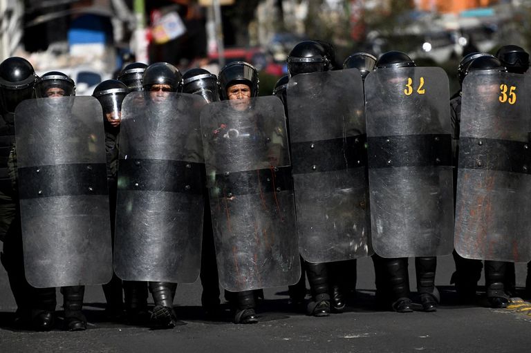 بوليفيا تحت الطوارئ.. إجراءات استثنائية بعد 6 أسابيع من الاضطرابات - صورة 2