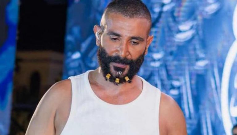 أحمد سعد يحلق شعره بالكامل على الهواء: &laquo;توبة&raquo; - صورة 1