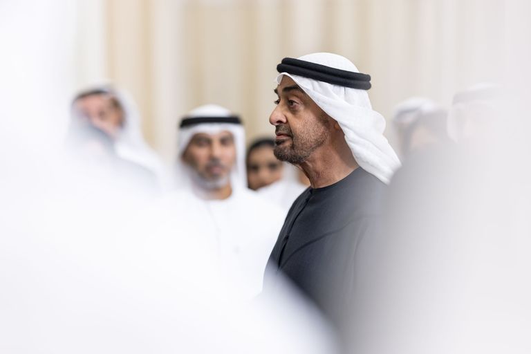 محمد بن زايد يشيد بمنصة &laquo;اصنع في الإمارات&raquo;: تدعم الصناعة الوطنية - صورة 1