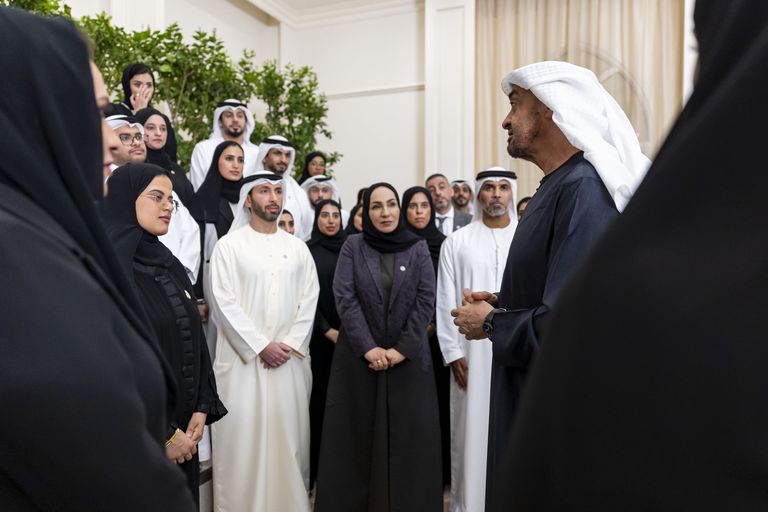 محمد بن زايد يشيد بمنصة &laquo;اصنع في الإمارات&raquo;: تدعم الصناعة الوطنية - صورة 2