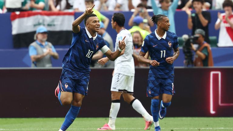 منتخب العراق كأس العالم 2026.. 6 منتخبات عربية تتمسك بحلم التأهل إلى دور الـ32 - صورة 1