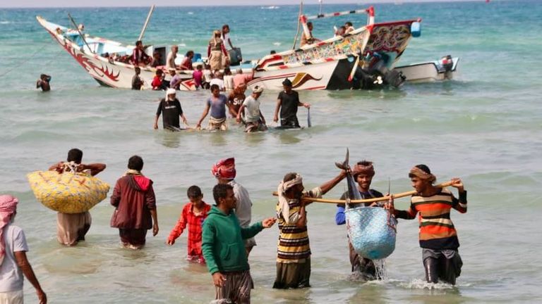 أزمة مركبة.. صيادو اليمن يدفعون ثمن حرب الحوثي وتقلبات المناخ - صورة 1