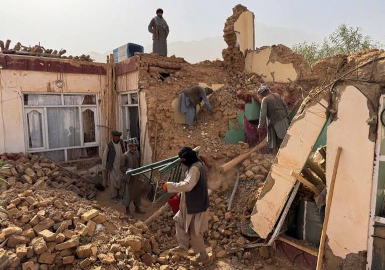 زلزال عنيف يضرب أفغانستان.. والارتدادات تصل إلى باكستان - صورة 2