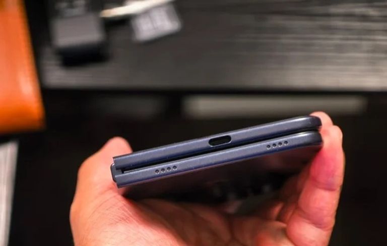 iPhone 18 Fold.. نموذج أوّلي يكشف عن أسرار أول هاتف قابل للطي من أبل (صور) - صورة 7