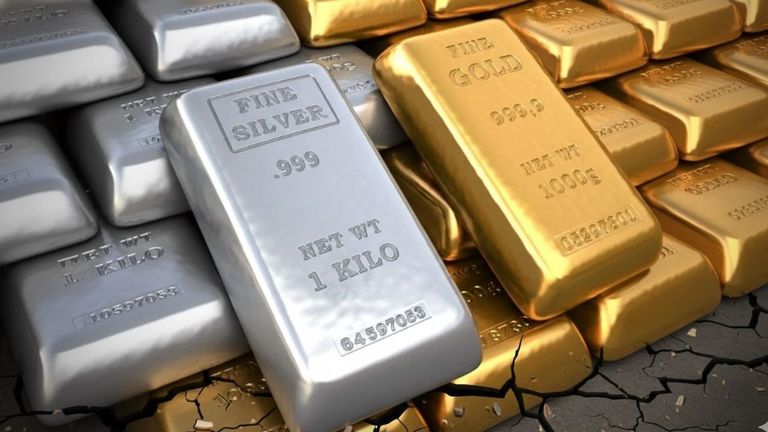 صراع الملاذات الآمنة بين الذهب والفضة.. خبراء يكشفون عن الخيار الأكثر ربحا - صورة 1