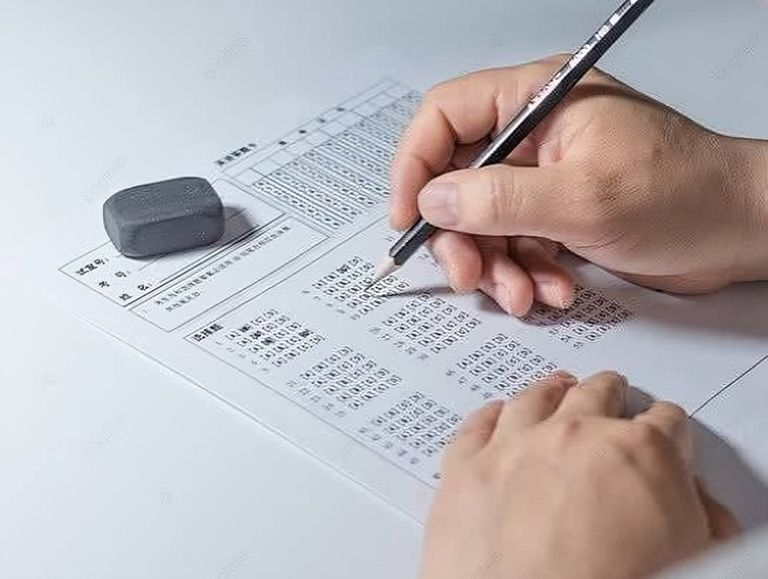 تسريب امتحان الكيمياء للثانوية العامة 2026 تسريب امتحان الكيمياء للثانوية العامة 2026 في مصر.. التعليم تحقق - صورة 1