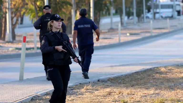 القبض على شابة تواجه السجن 127 عاما في تركيا 157 جريمة سرقة وحكم بـ127 عاما.. حملها الثامن يغير مسار القضية - صورة 1