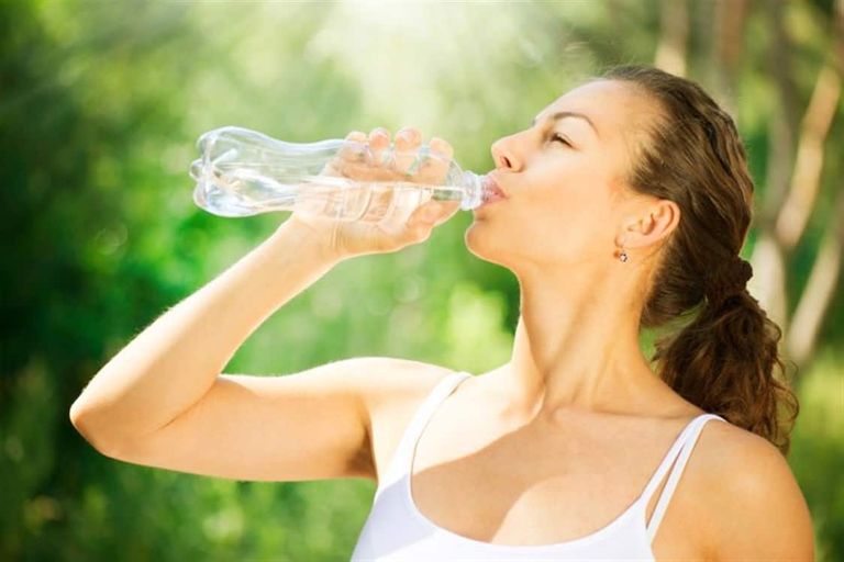 موجات الحر الشديدة.. ٧ طرق فعالة لتبريد منزلك دون أجهزة تكييف - صورة 2