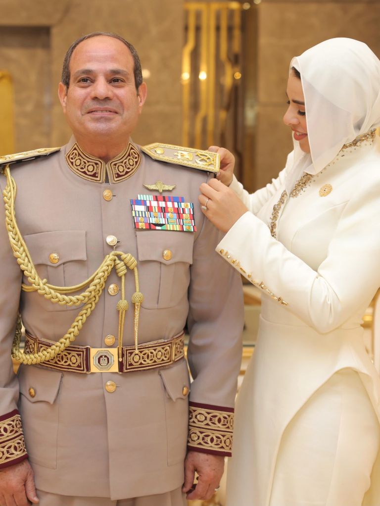 فستان آية السيسي في افتتاح &laquo;الأوكتاغون&raquo; بمصر.. رسائل وطنية مستوحاة من الهوية المصرية (صور) - صورة 4