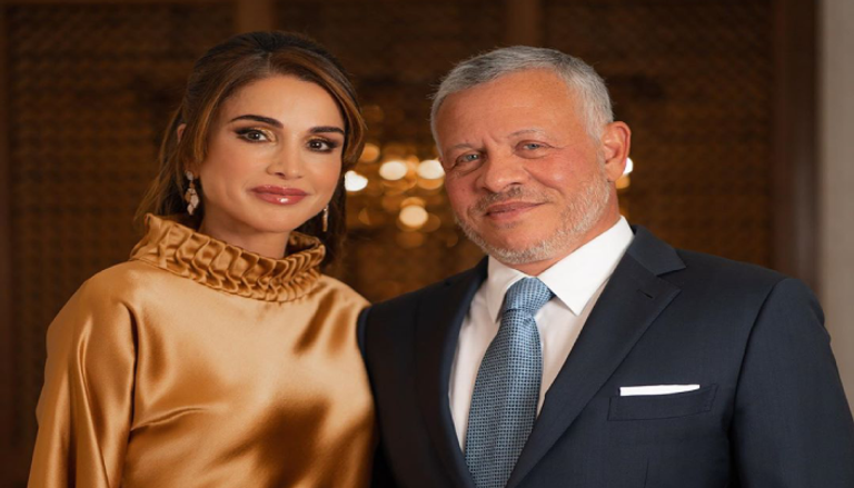 من الشوكولاتة إلى القصر.. كيف بدأت قصة حب الملك عبدالله الثاني والملكة رانيا؟ - صورة 1