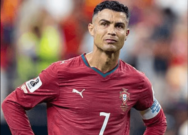 أول تعليق من جورجينا بعد بكاء كريستيانو رونالدو في آخر مباراة بكأس العالم - صورة 1