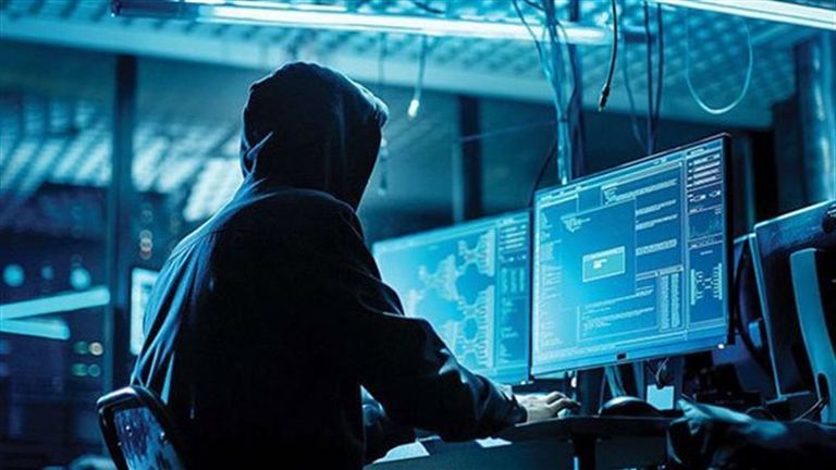 وصلت إلى 27 عاما.. أحكام قضائية في تونس لـ&laquo;صناع محتوى&raquo; بتهمة الإباحية والاتجار بالبشر - صورة 1