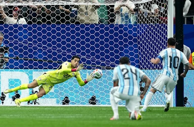ليونيل ميسي ومصطفى شوبير ميسي وديشامب ورونالدو.. أرقام قياسية تزين كأس العالم 2026 - صورة 1