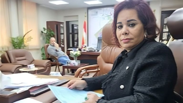 سيدة الأعمال منى عبود المالكة لكمبوند جاردن هيلز مصر.. تفاصيل القبض على منى عبود صاحبة كمبوند جاردن هيلز - صورة 1