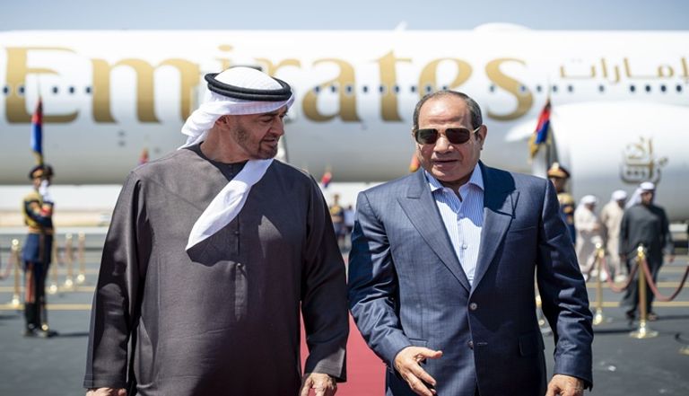 محمد بن زايد يصل إلى العلمين في زيارة أخوية.. ويبحث مع السيسي تعزيز تعاون البلدين - صورة 2