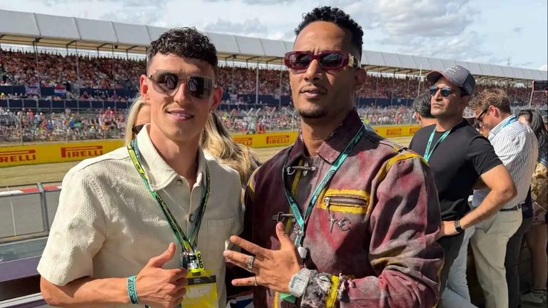 محمد رمضان يدعم فيل فودين بعد غيابه عن كأس العالم 2026 - صورة 1