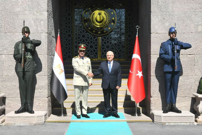 مصر وتركيا.. اتفاق لتعزيز التعاون الدفاعي وتطوير الصناعات العسكرية - صورة 1