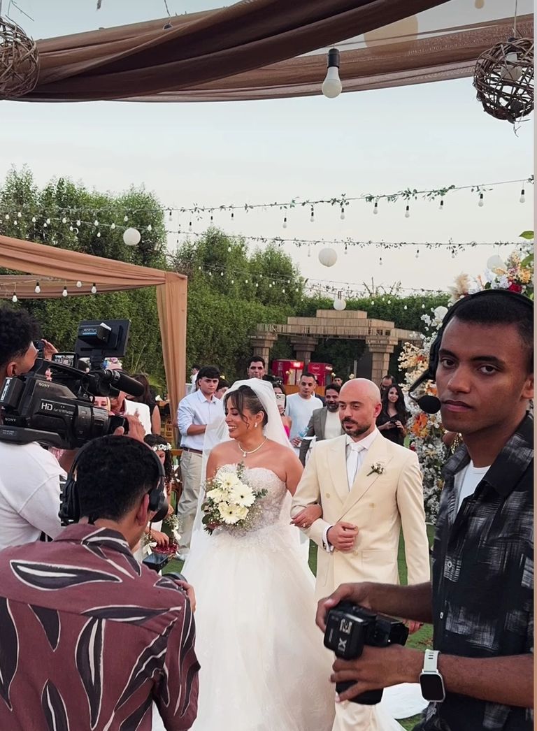 أول صور من حفل زواج الفنانة زهرة رامي - صورة 2