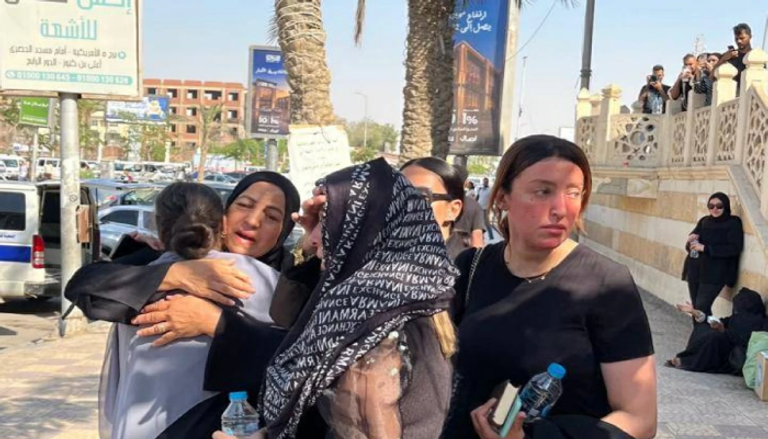 جنازة أحمد جلال عبد القوي في مصر وسط انهيار شقيقته.. تفاصيل جنازة الفنان أحمد جلال عبد القوي في مصر - صورة 2