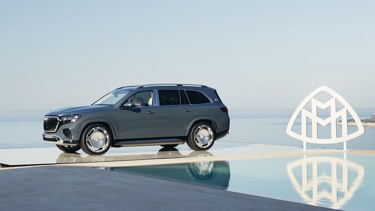 مرسيدس-مايباخ GLS 680 موديل 2027.. قوة V8 وفخامة عصرية في عالم SUV - صورة 5