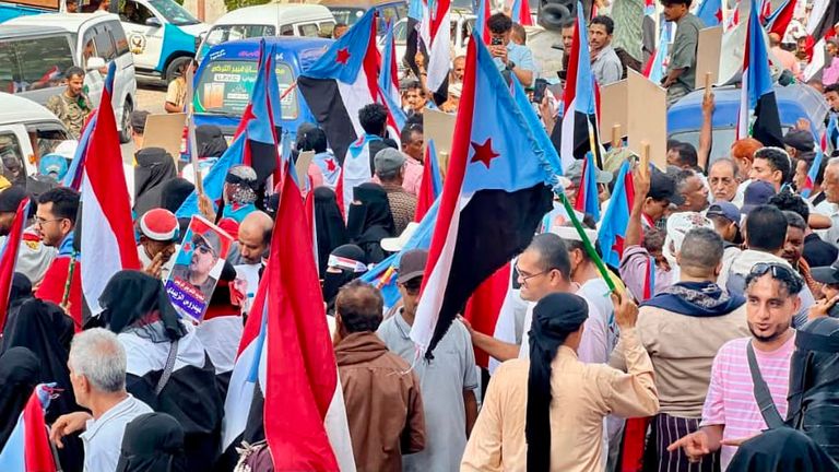 مسيرات شعبية بجنوب اليمن.. رفض للكيانات الإخوانية ودعم لـ&laquo;الانتقالي&raquo; - صورة 1