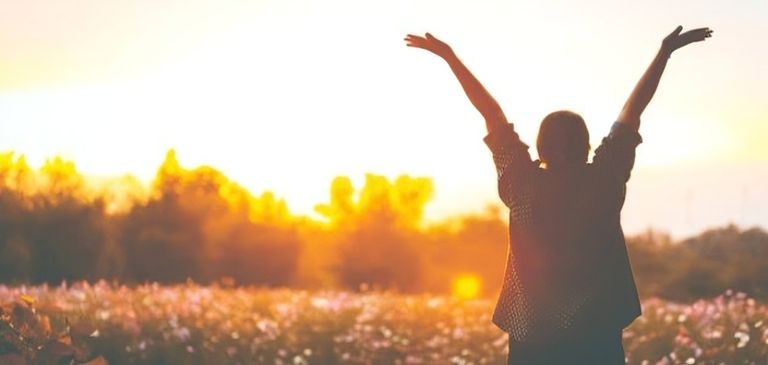 أسبوع التحولات يبدأ الآن.. توقعات الأبراج تكشف أبرز فرص الحب والعمل والمال - صورة 1