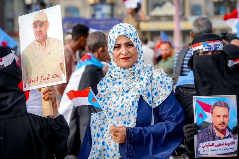آلاف يتظاهرون في جنوب اليمن رفضا لـ&laquo;أخونة&raquo; المؤسسات الحكومية (صور) - صورة 2