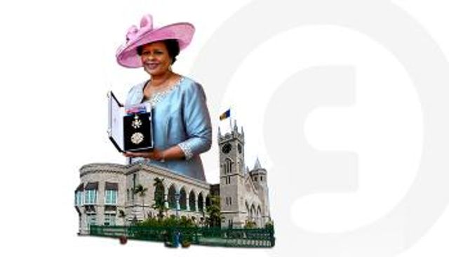 الملكة إليزابيث الثانية خلال إحدى زياراتها إلى باربادوس