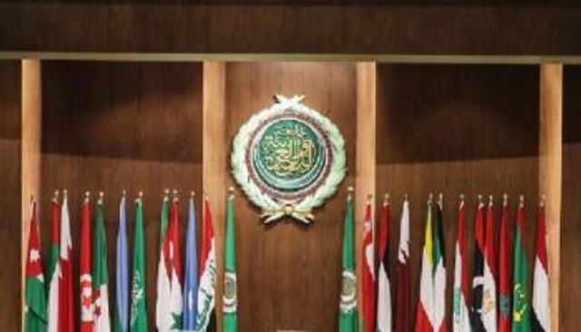 شعار الجامعة العربية وأعلام الدول الأعضاء - أرشيفية