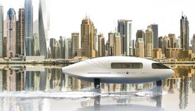 الشيخ محمد بن راشد يزور معرض دبي للقوارب