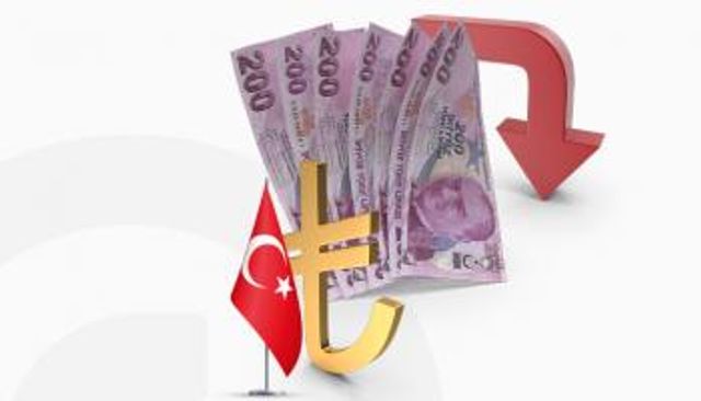 سعر الليرة التركية يتراجع 1570% في عهد أردوغان