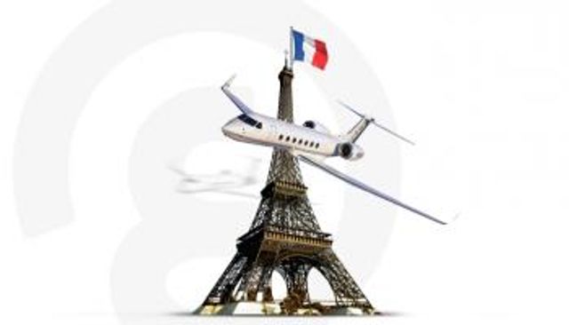 طائرة تحلق في السماء - أرشيفية