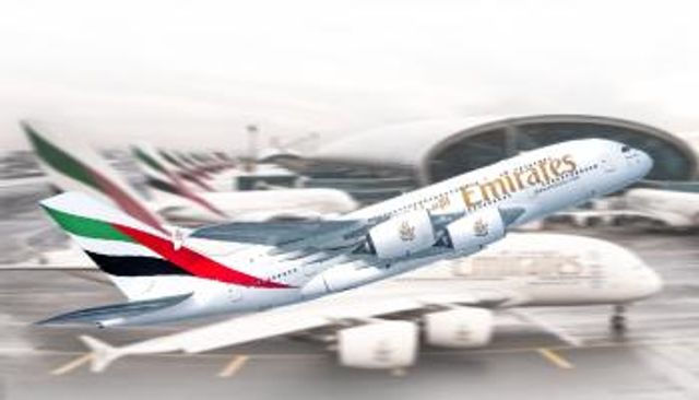 ريادة قطاع الطيران الإماراتي