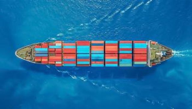 الإمارات مركز تجاري رئيسي بالمنطقة والعالم