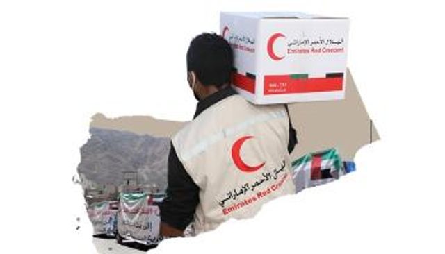 مساعدات إماراتية إنسانية لليمن  