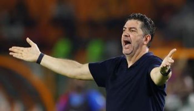 إقالة روي فيتوريا