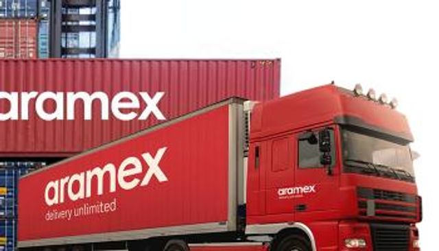 شاحنات تابعة لأرامكس