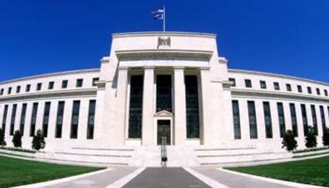 الفيدرالي الأمريكي يثبّت سعر الفائدة في أول اجتماع له خلال 2025