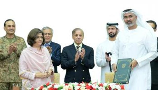 صفقة تاريخية تعزز التعاون الإماراتي-الباكستاني