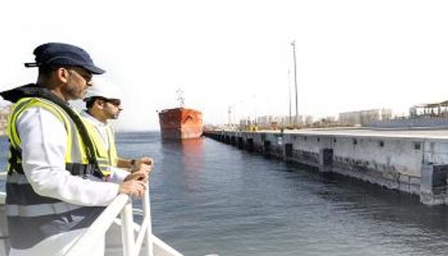 مشروع دي بي ورلد التاريخي في ميناء جبل علي