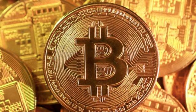 «روبوتات ومرايا ذكية».. اختراعات أذهلت العالم في 2025