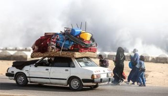 الهدنة تصارع التصعيد في غزة