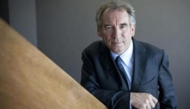 فرنسوا بايرو - أرشيفية