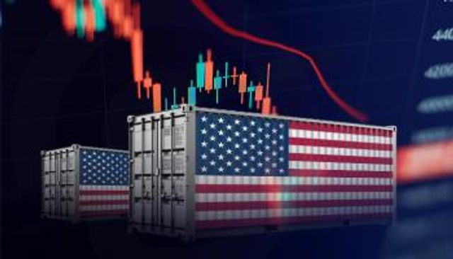 العجز التجاري الأمريكي يقفز لمستوى قياسي