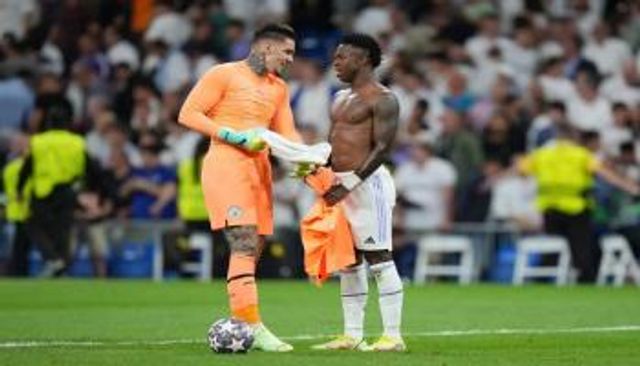 الثنائي البرازيلي فينيسيوس وإديرسون