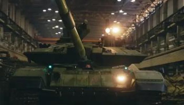 دبابة تي-90 الروسية