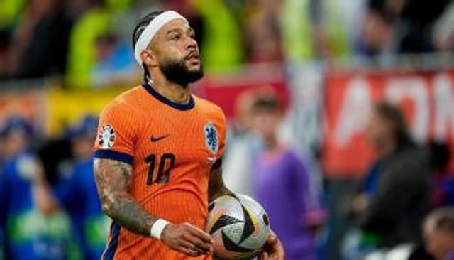 ممفيس ديباي هداف هولندا التاريخي